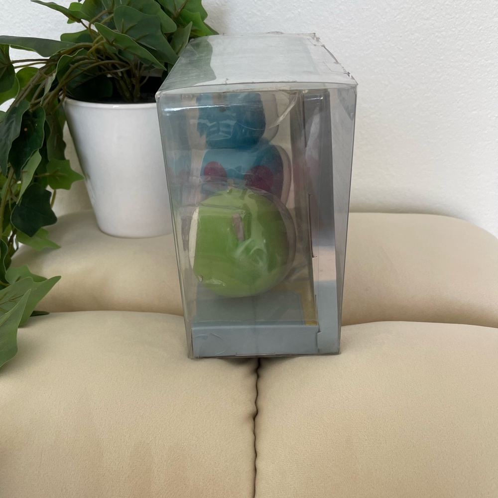 Disney Pixar Mike and Sulley Wooden collectibles - Picture 6 of 7